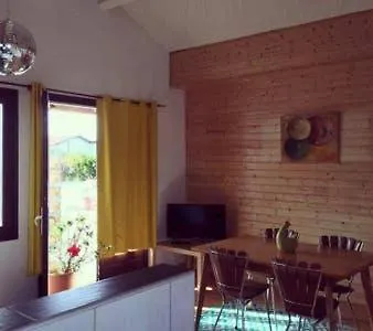Joli Avec Jardin Apartment La Teste-de-Buch